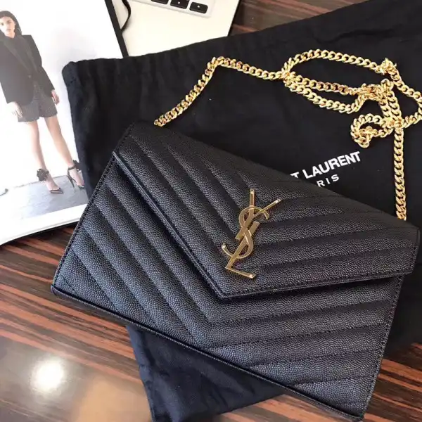 YSL CASSANDRE MATELASSÉ CHAIN WALLET