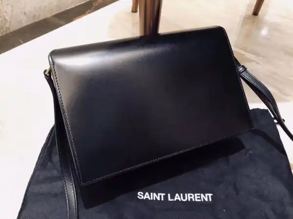 Bagsoffer YSL