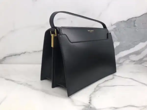 First bag ru YSL