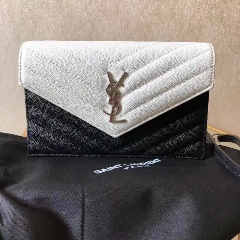 Cheap YSL CASSANDRE MATELASSÉ CHAIN WALLET