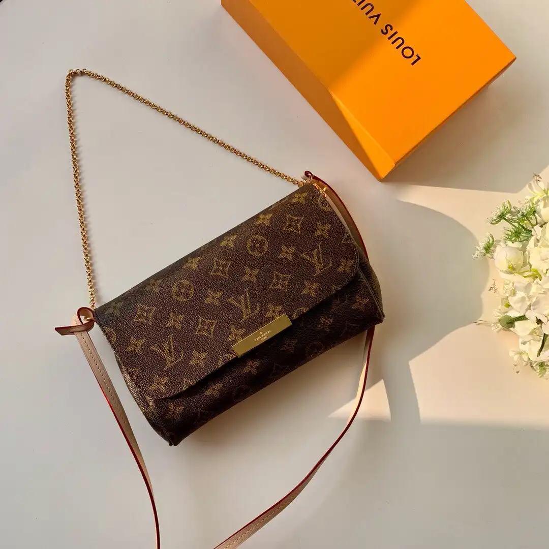 Firstbag Ru Louis Vuitton Favorite PM