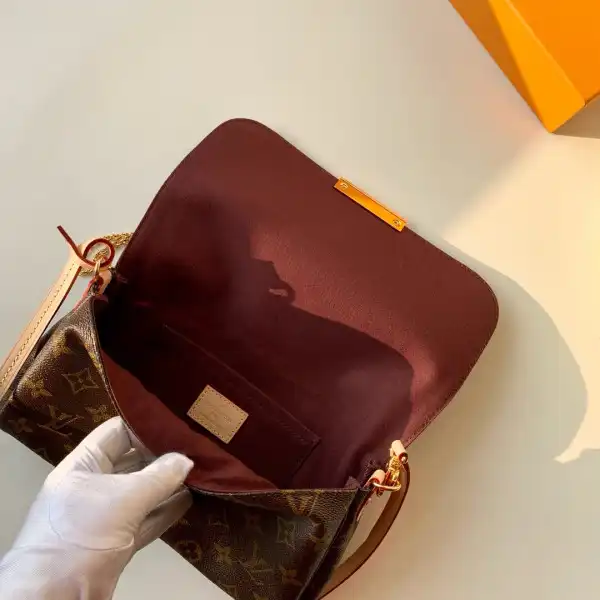 Aaa replica ru Louis Vuitton Favorite PM