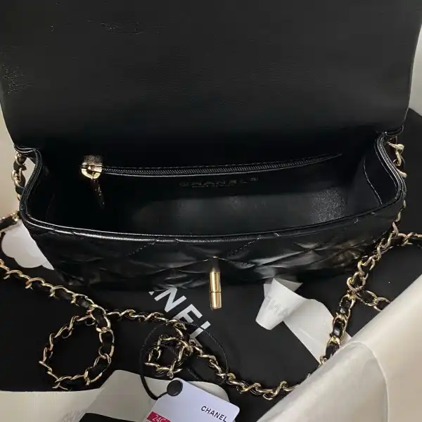 CHANEL HANDLE BAG