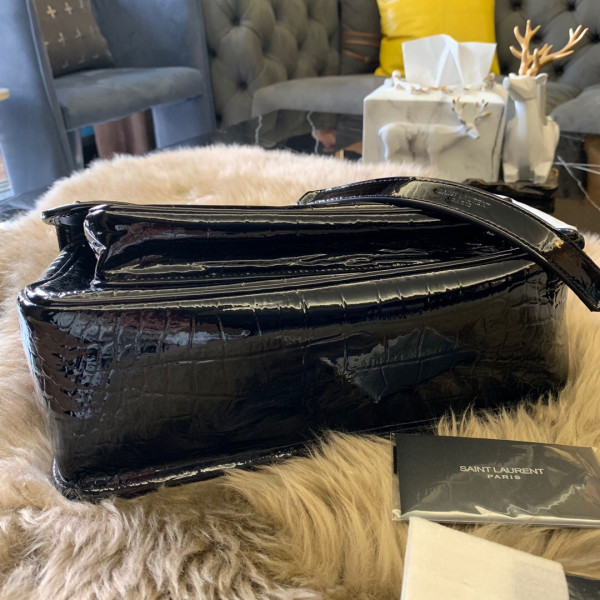 [FREE SHIPPING] YSL NIKI MEDIUM