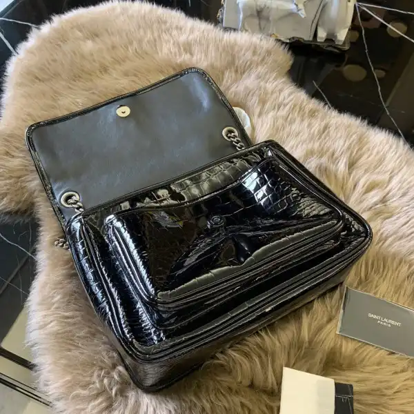 YSL NIKI MEDIUM