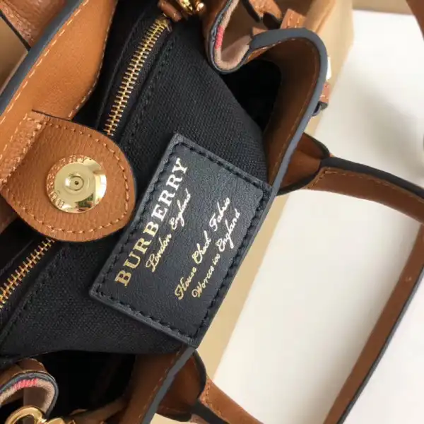 Burberry The Baby Banner in Leather and House Check