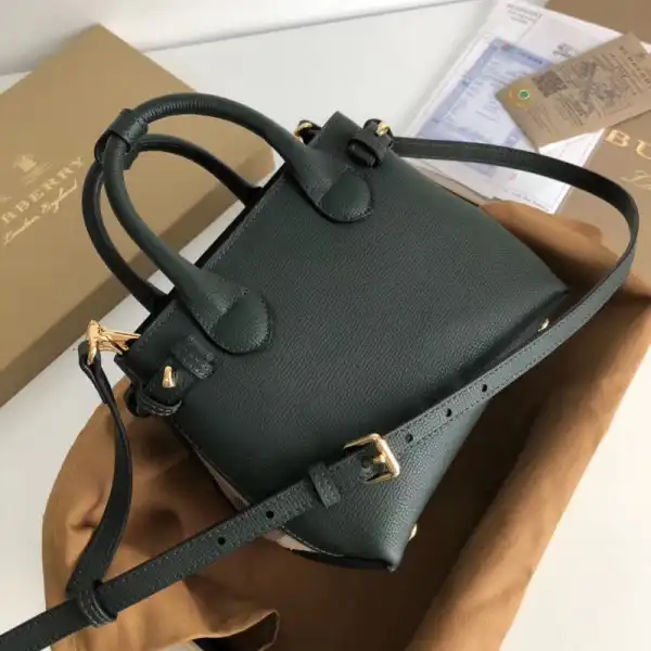 Frstbag ru Burberry The Baby Banner in Leather and House Check