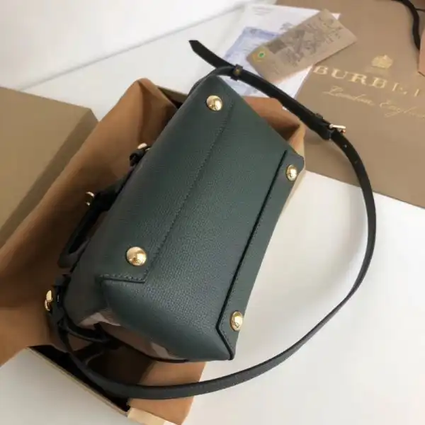 Burberry The Baby Banner in Leather and House Check