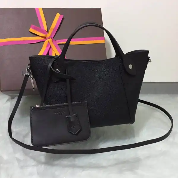 Cheap LOUIS VUITTON HINA PM