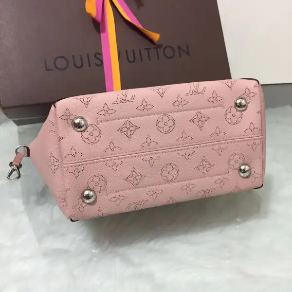 Frstbag ru LOUIS VUITTON HINA PM