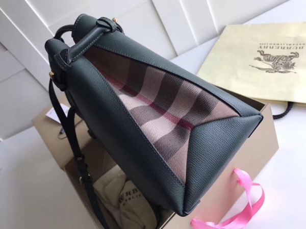 HOT SALE Burberry The Medium Banner in Leather and House Check