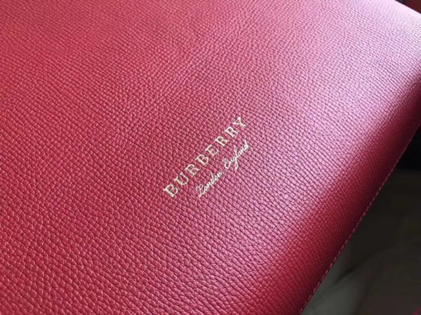 HOT SALE Burberry The Medium Banner in Leather and House Check