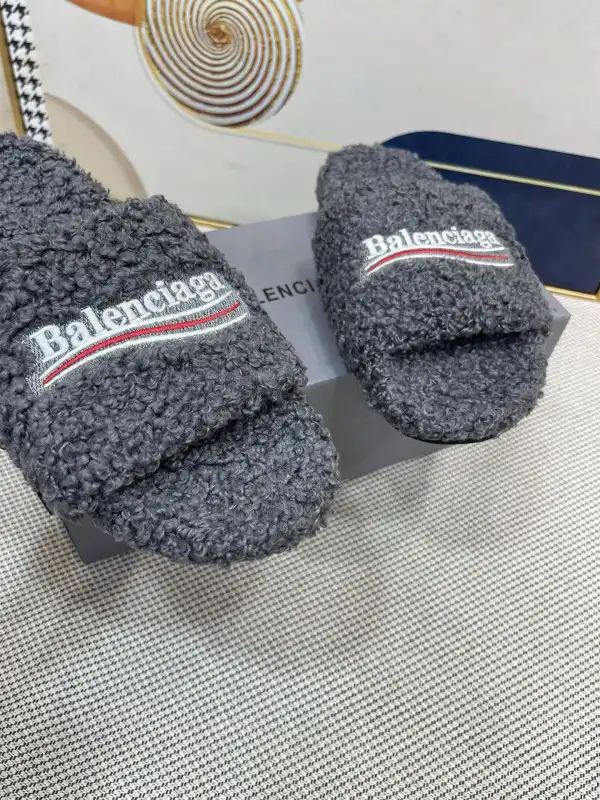 Bagsoffer BALENCIAGA SANDALS