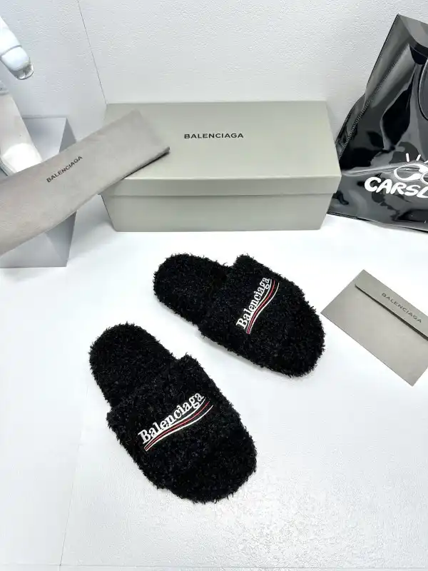 Bagsoffer BALENCIAGA SANDALS