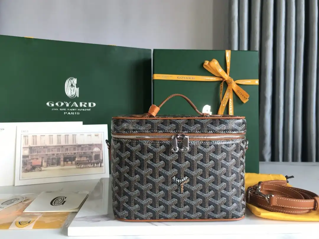 GOYARD MUSE VANITY CASE-20*14*16CM