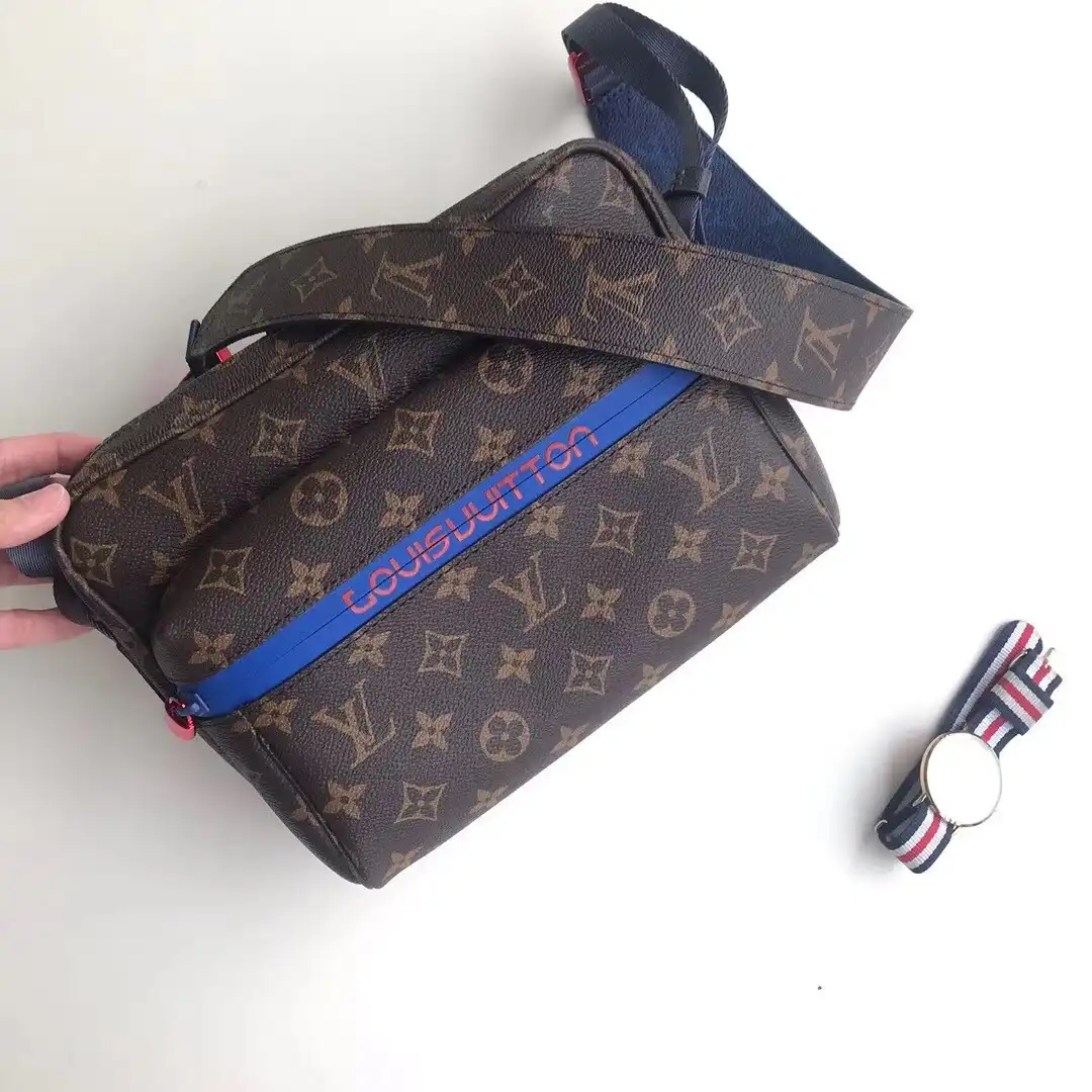 Cheap Louis Vuitton Messenger