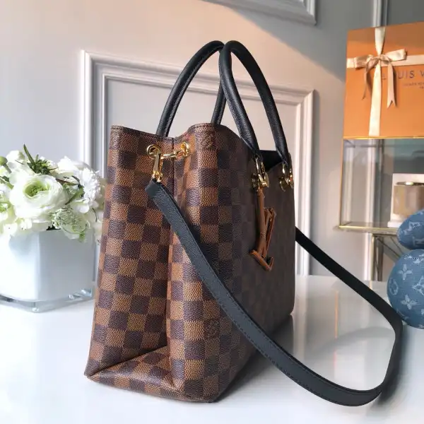 Frstbag ru Louis Vuitton RIVERSIDE