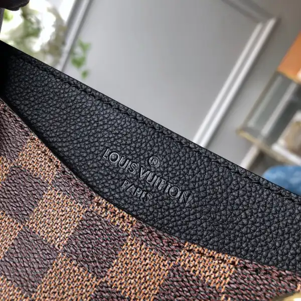 Frstbag ru Louis Vuitton RIVERSIDE