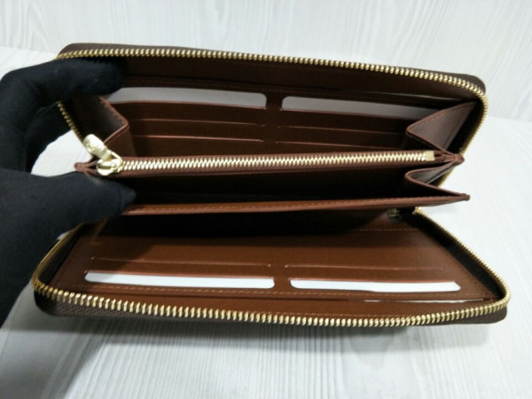 HOT SALE LOUIS VUITTON ZIPPY ORGANIZER