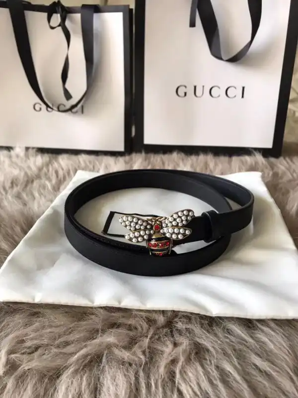 First Bag Ru Gucci Queen Margaret leather belt