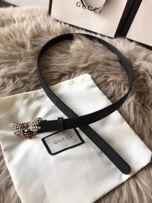 First Bag Ru Gucci Queen Margaret leather belt