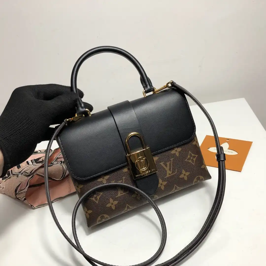 First bag ru LOUIS VUITTON LOCKY BB