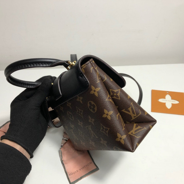 LOUIS VUITTON LOCKY BB