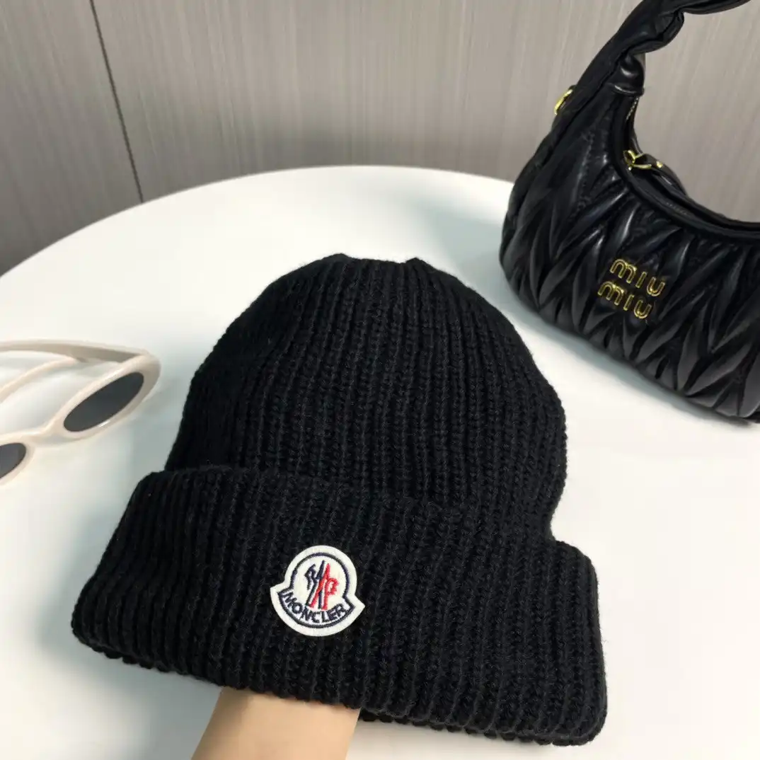 MONCLER HAT