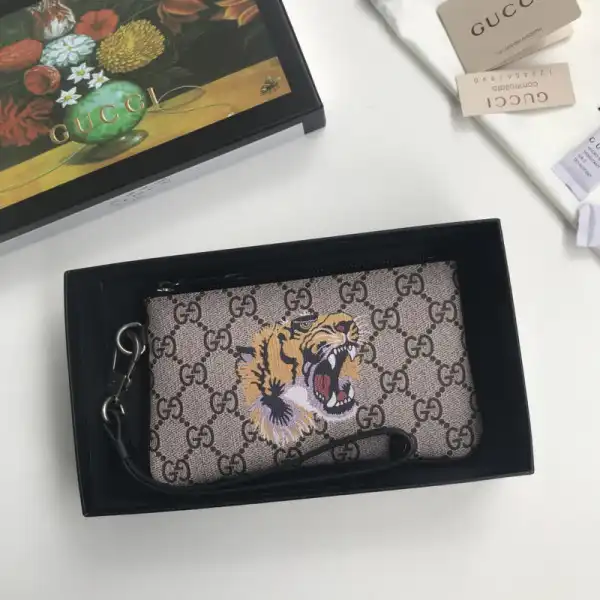 Gucci GG