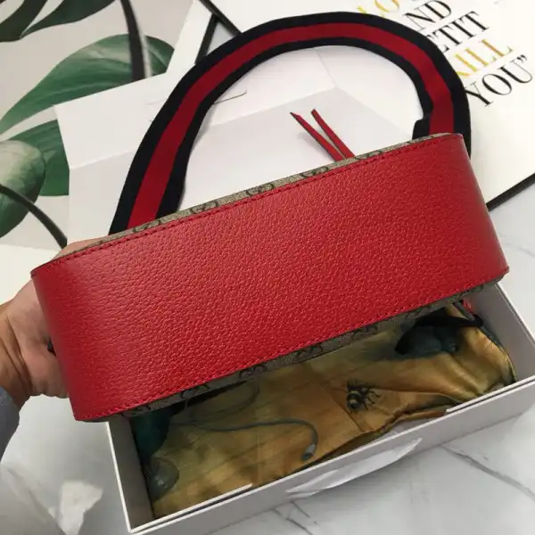 Yupoo bagsoffer Gucci GG messenger bag