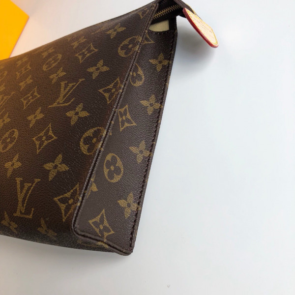 HOT SALE Louis Vuitton TOILETRY POUCH 26