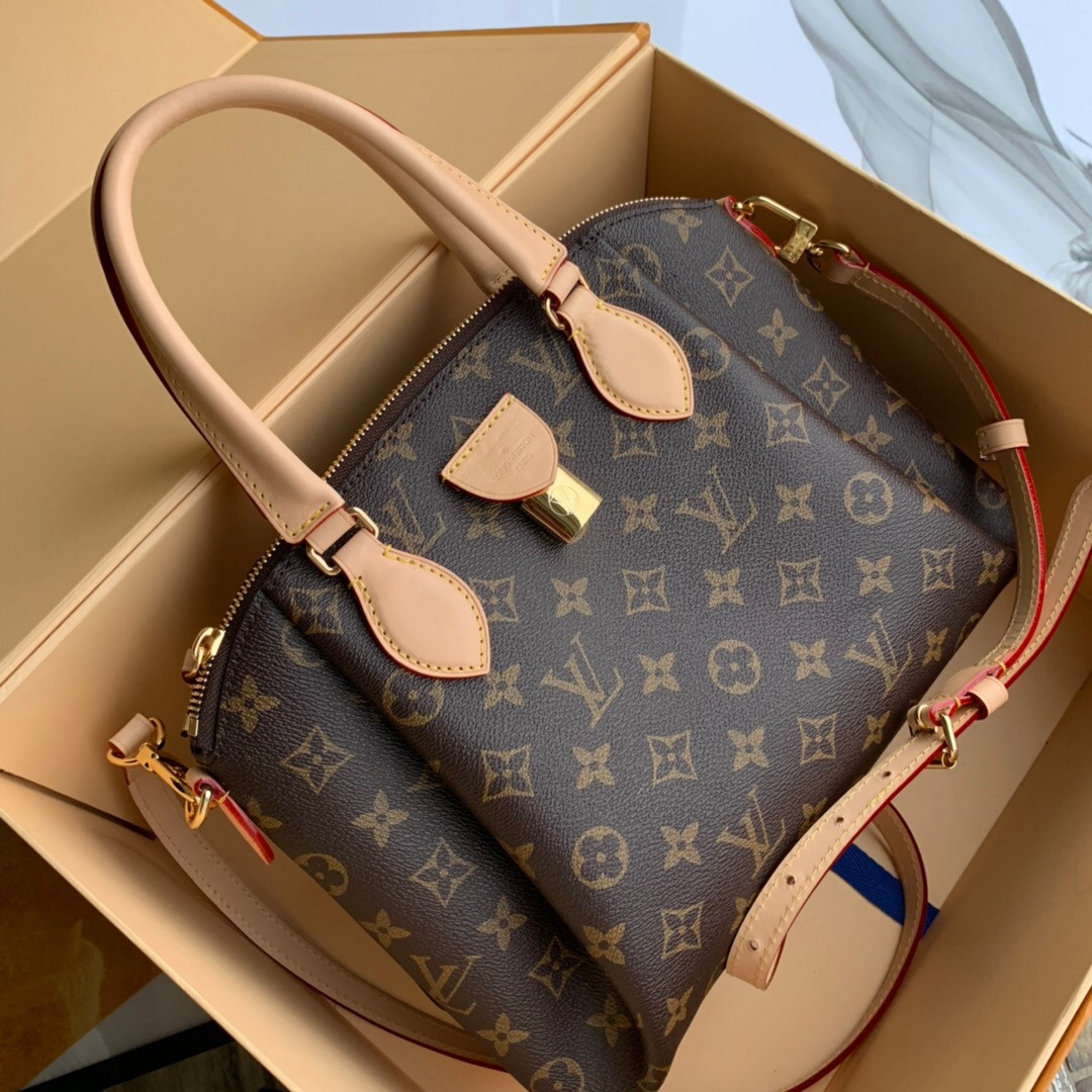 HOT SALE Louis Vuitton RIVOLI PM