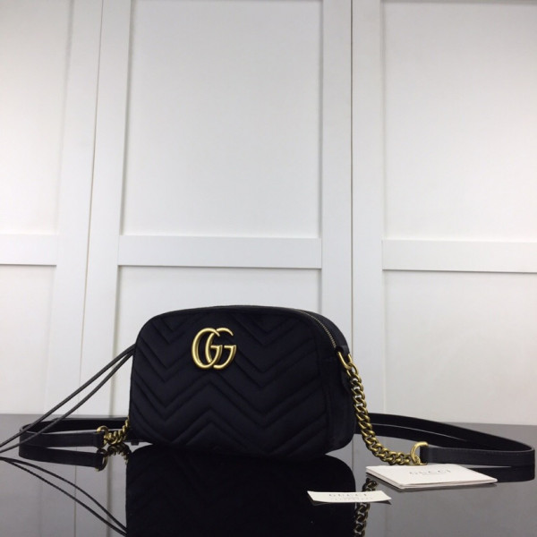 Gucci GG Marmont velvet small shoulder bag