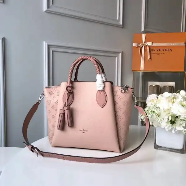 First bag ru Louis Vuitton Haumea Bag