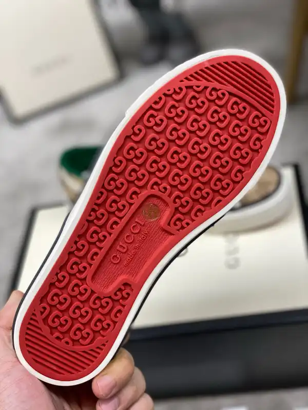 First bag ru GUCCI ACE SNEAKER