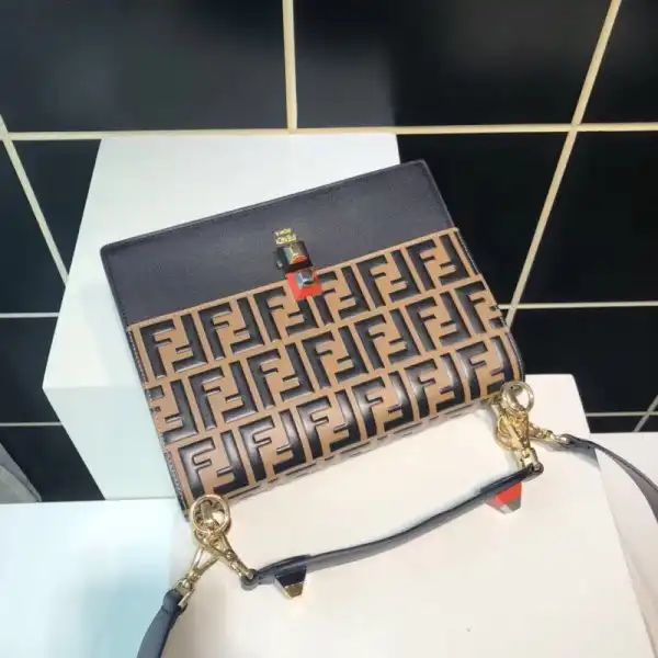 Yupoo bagsoffer Fendi Kan I