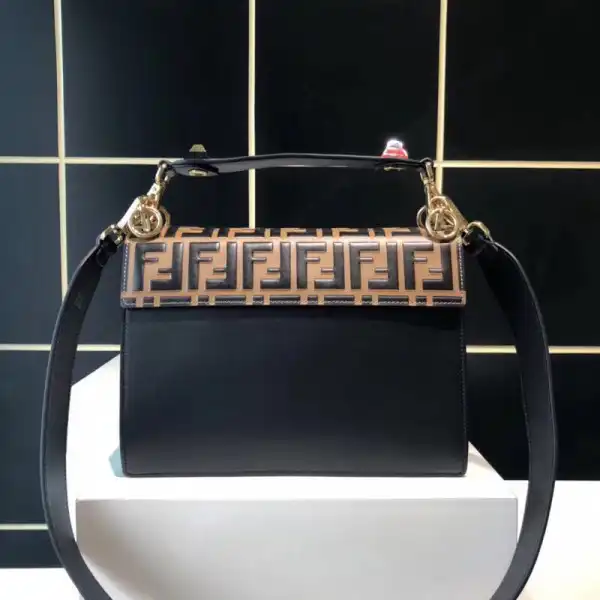 Yupoo bagsoffer Fendi Kan I