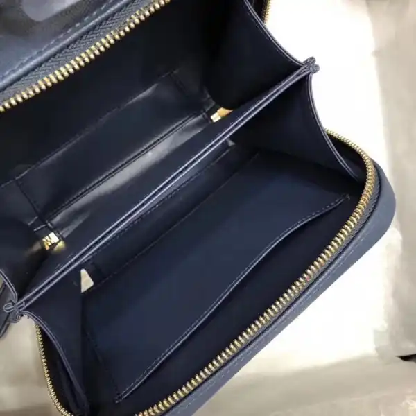 CHANEL VANITY CASE