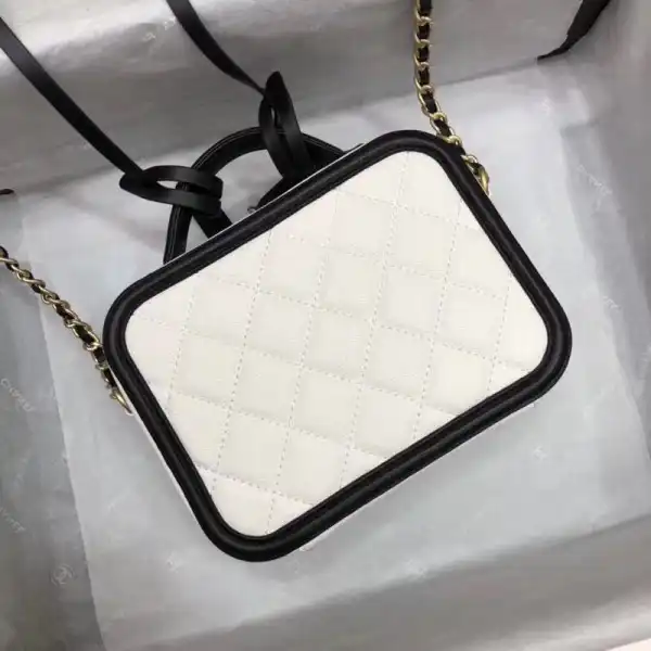 CHANEL VANITY CASE