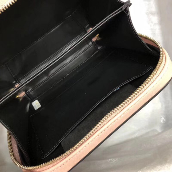 CL VANITY CASE