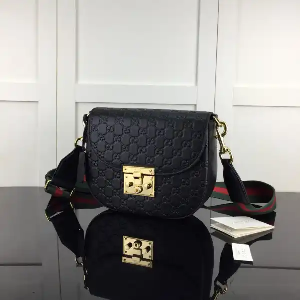 Firstbag Ru Gucci Padlock