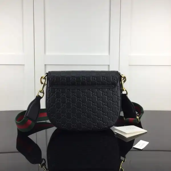 Frstbag ru Gucci Padlock