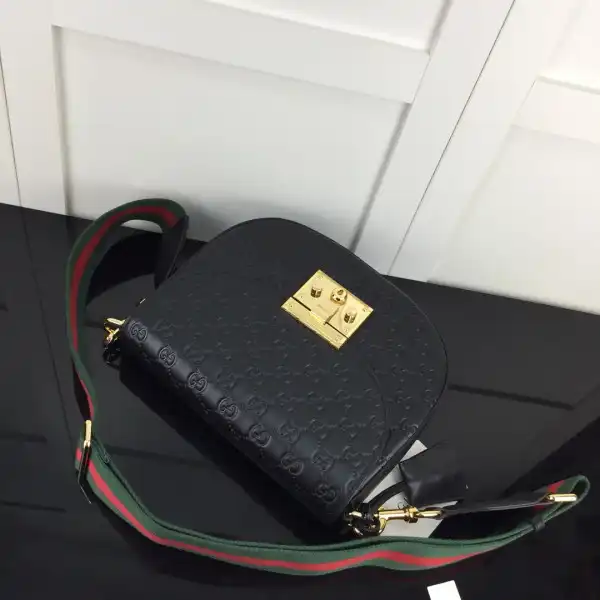 Yupoo bagsoffer Gucci Padlock