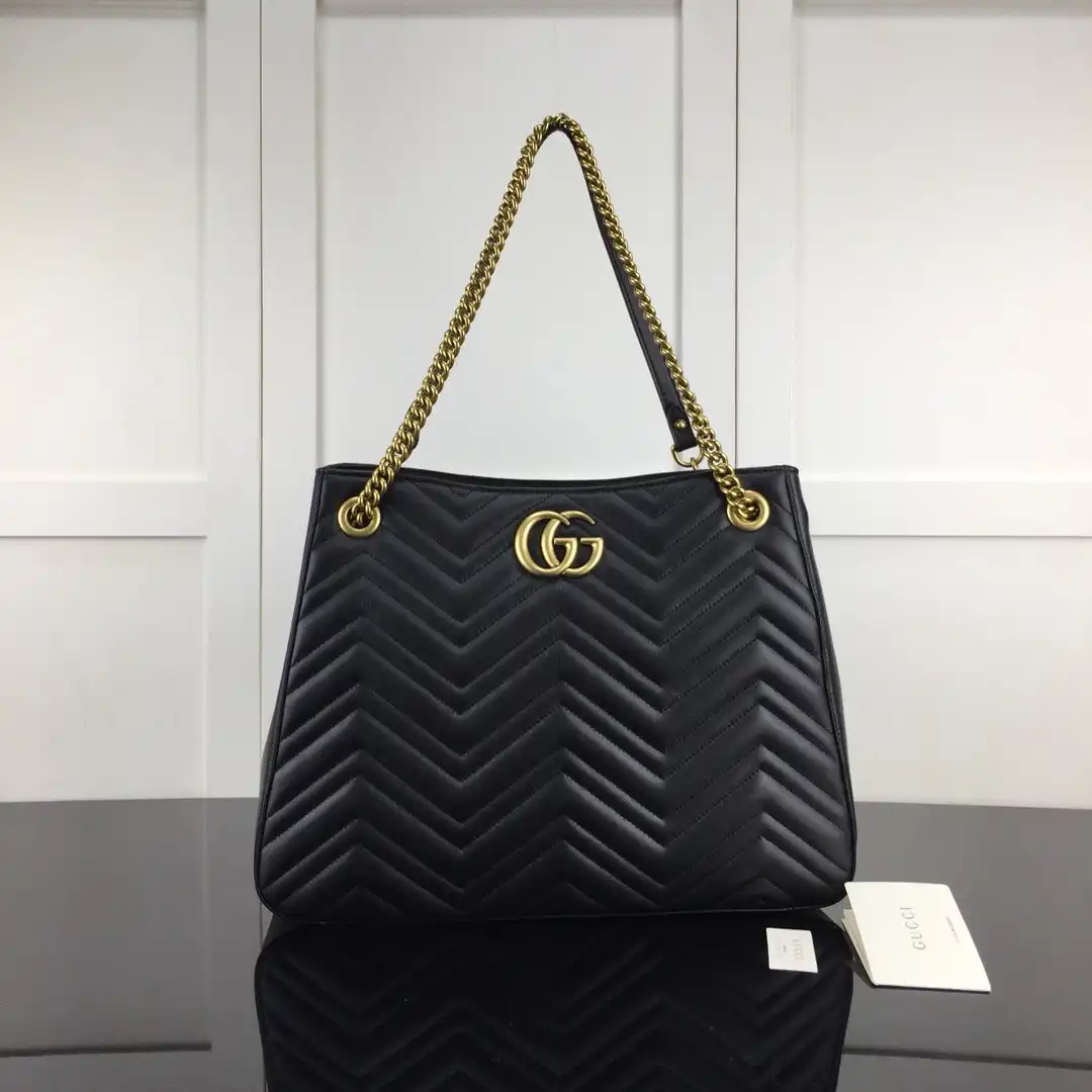 Gucci GG Marmont matelassé Tote