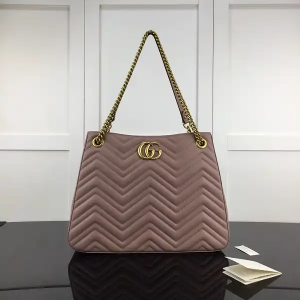 Gucci GG Marmont matelassé Tote