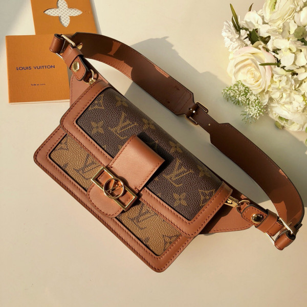 HOT SALE Louis Vuitton Belt Bag（2019 Spring Show）