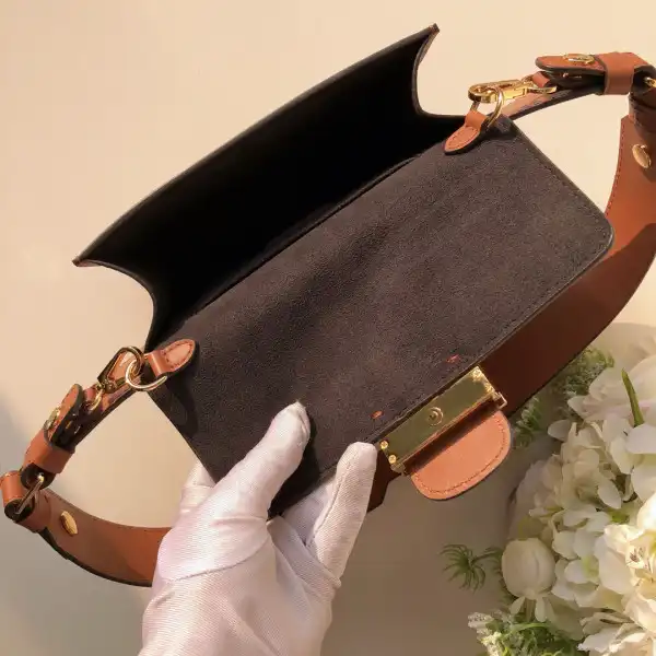 Louis Vuitton Belt Bag（2019 Spring Show）