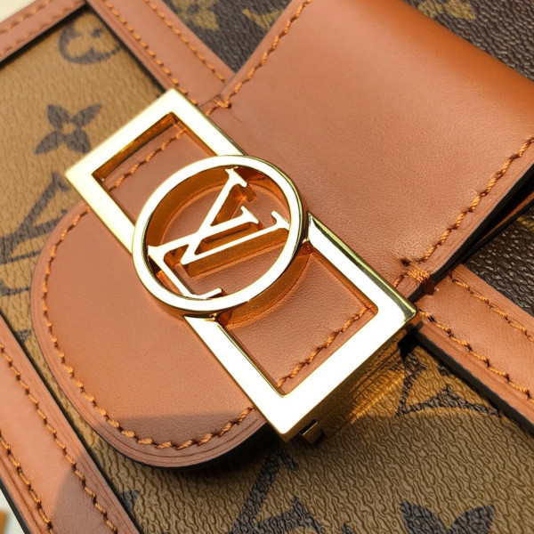 HOT SALE Louis Vuitton Dauphine Mini（2019 Spring Show）