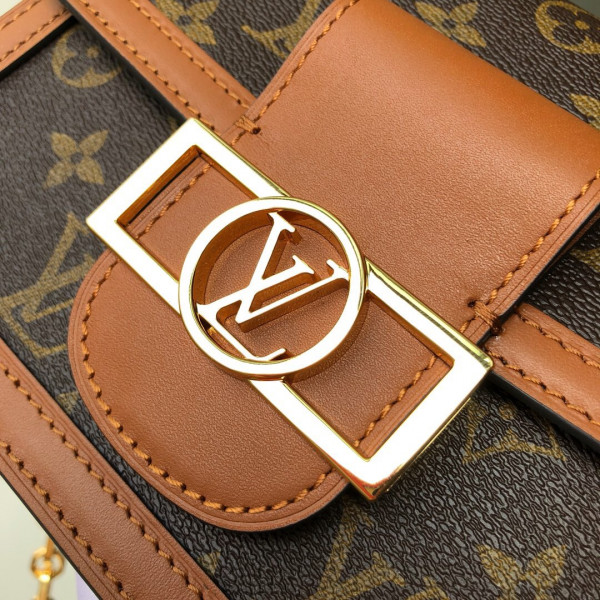 HOT SALE Louis Vuitton Dauphine Mini（2019 Spring Show）