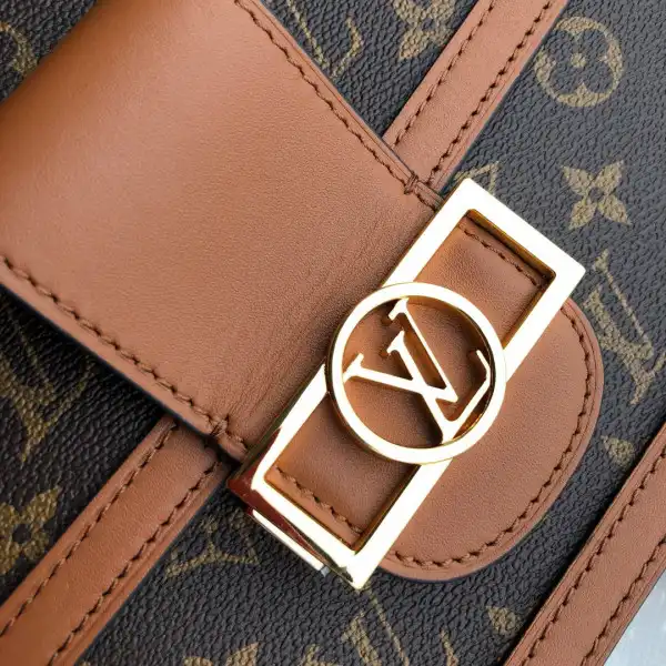 Cheap Louis Vuitton Dauphine MM（2019 Spring Show）